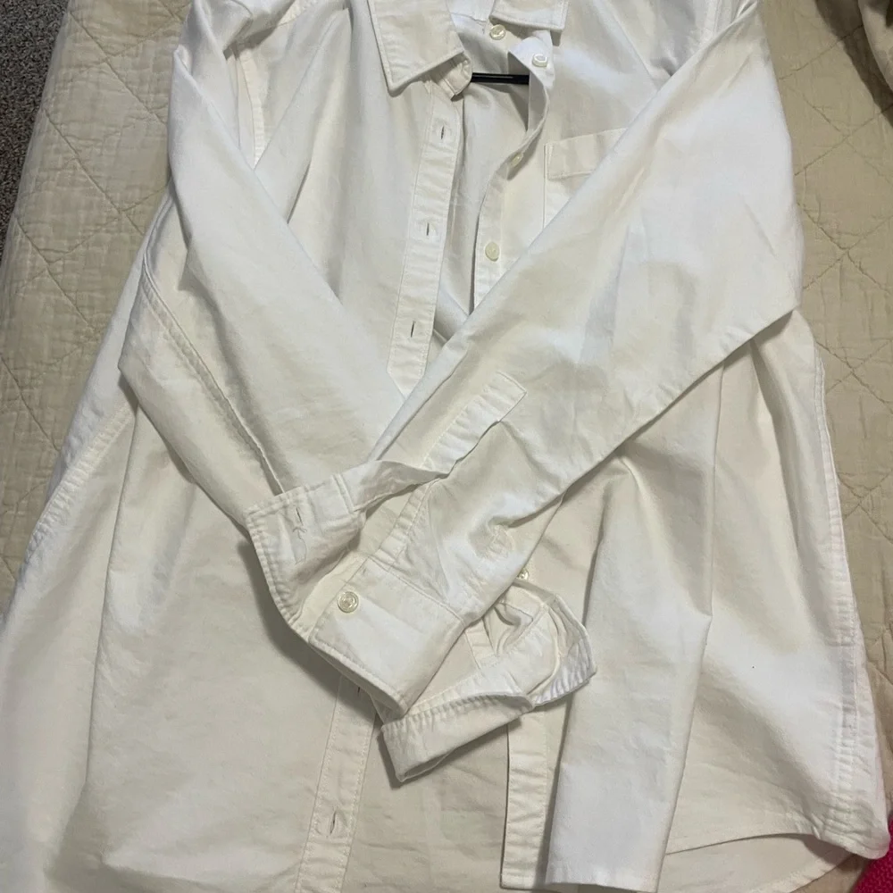 Lands' End Classic White Button Down Shirt - Picture 4 of 4